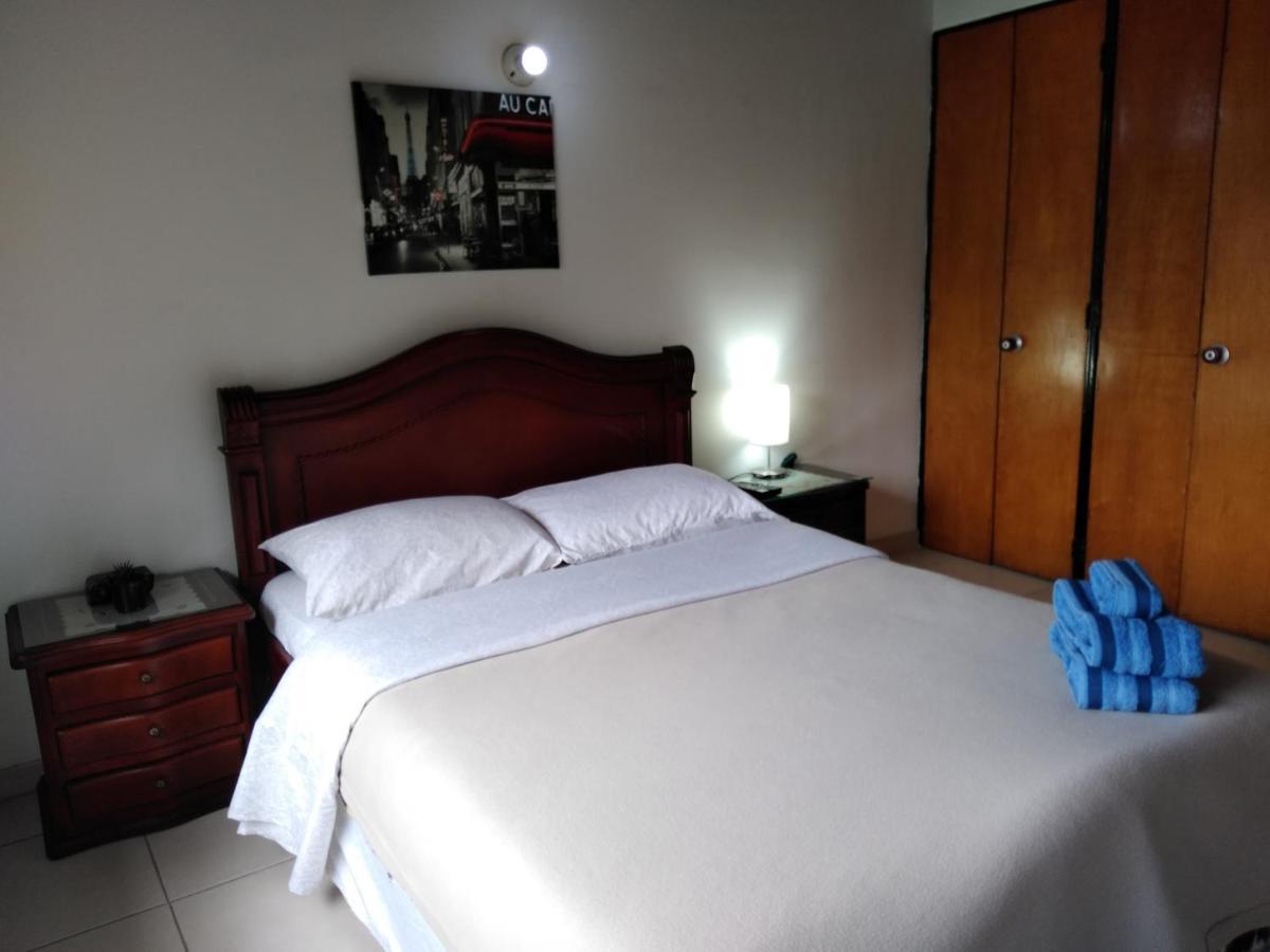 Hostal Norma101 Bogota Buitenkant foto